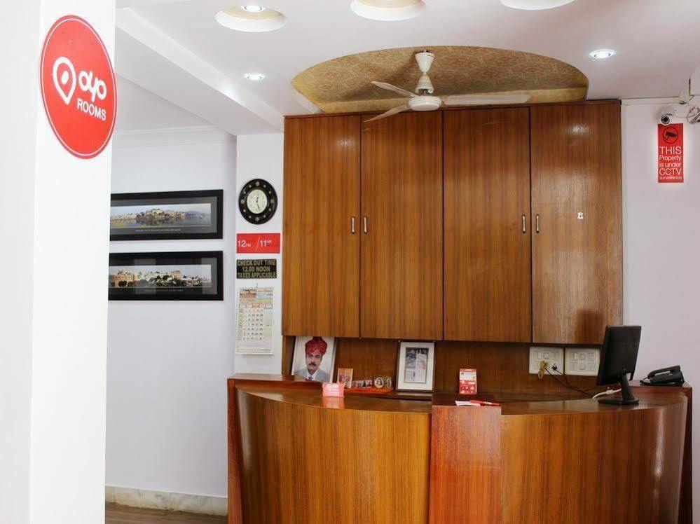 Oyo 1159 Hotel Chandra Prakash อุเดเปอร์ ภายนอก รูปภาพ